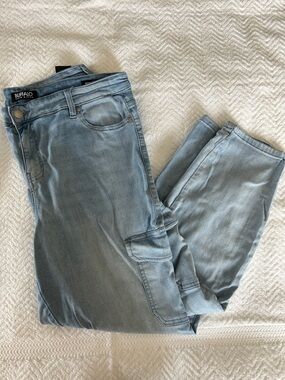 Buffalo David Bitton Women's Light Blue Cargo Capri Jeans